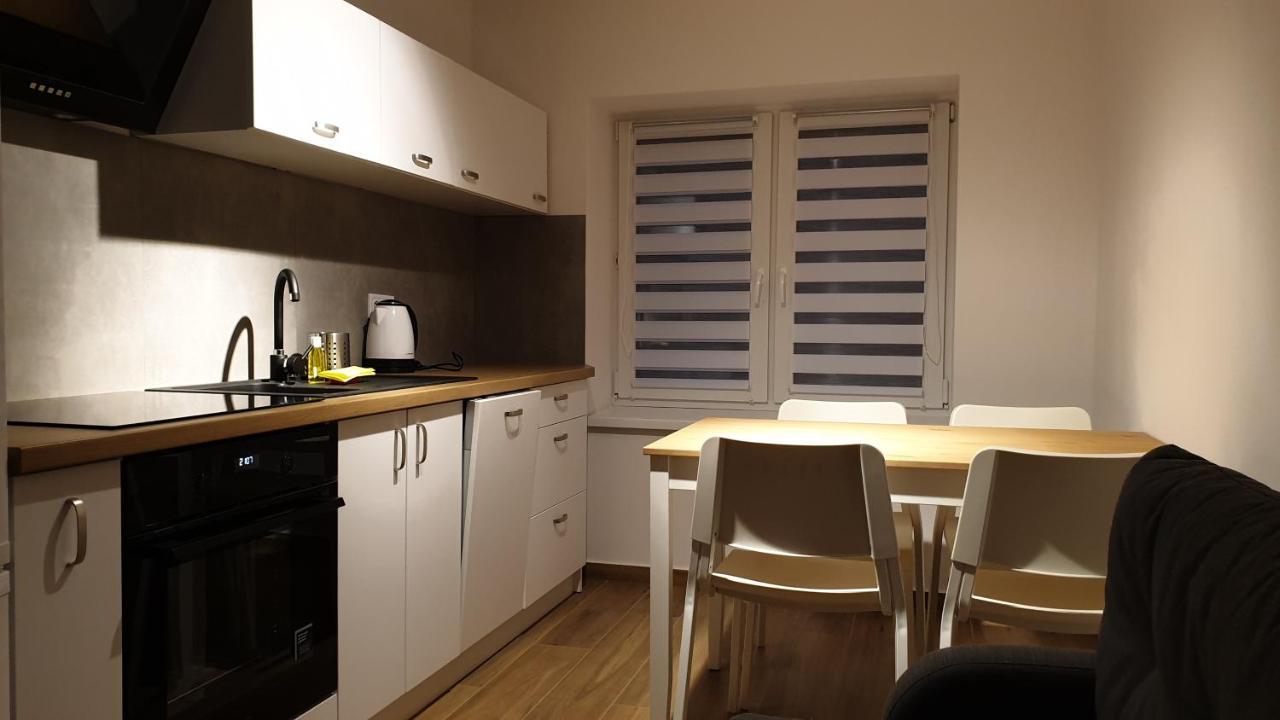 Hotel Dom Pod Groniem Rzyki Esterno foto