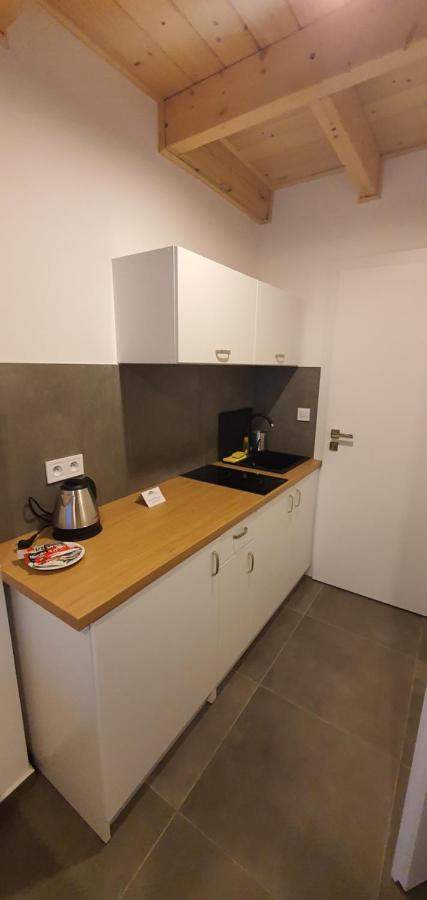 Hotel Dom Pod Groniem Rzyki Esterno foto