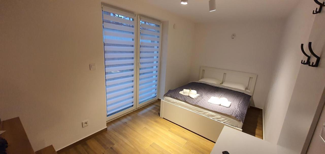 Hotel Dom Pod Groniem Rzyki Esterno foto