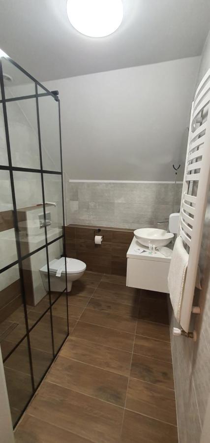 Hotel Dom Pod Groniem Rzyki Esterno foto